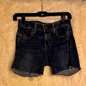 American Eagle Cutoff Denim Shorts — Size 4